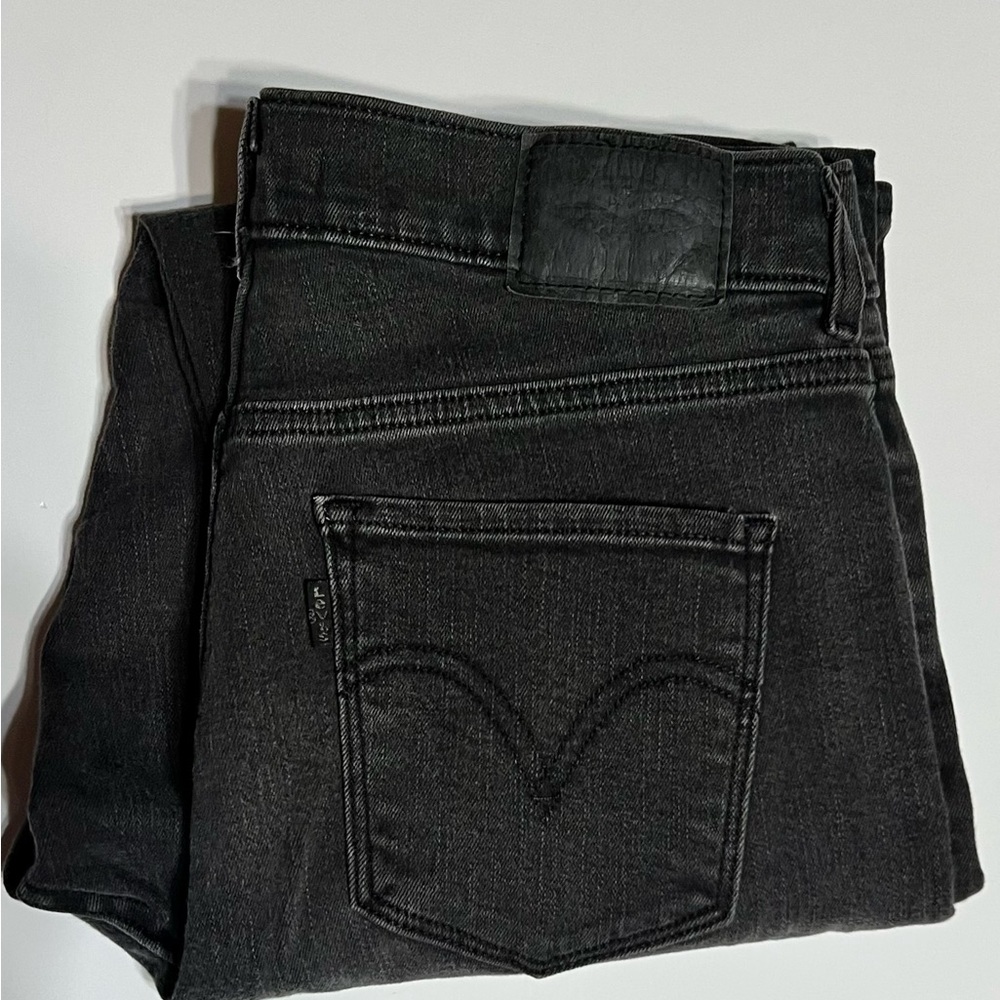 Women Black Classic Straight Levi’s